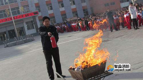 智淼消防評(píng)估設(shè)備公司提醒大家校園消防安全請牢記